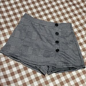 Iris Black and White Checkered High Waist Skort